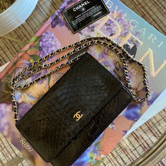 ✨ RARE Chanel WOC Black Python ⭐️ NWT - Picture 13 of 15